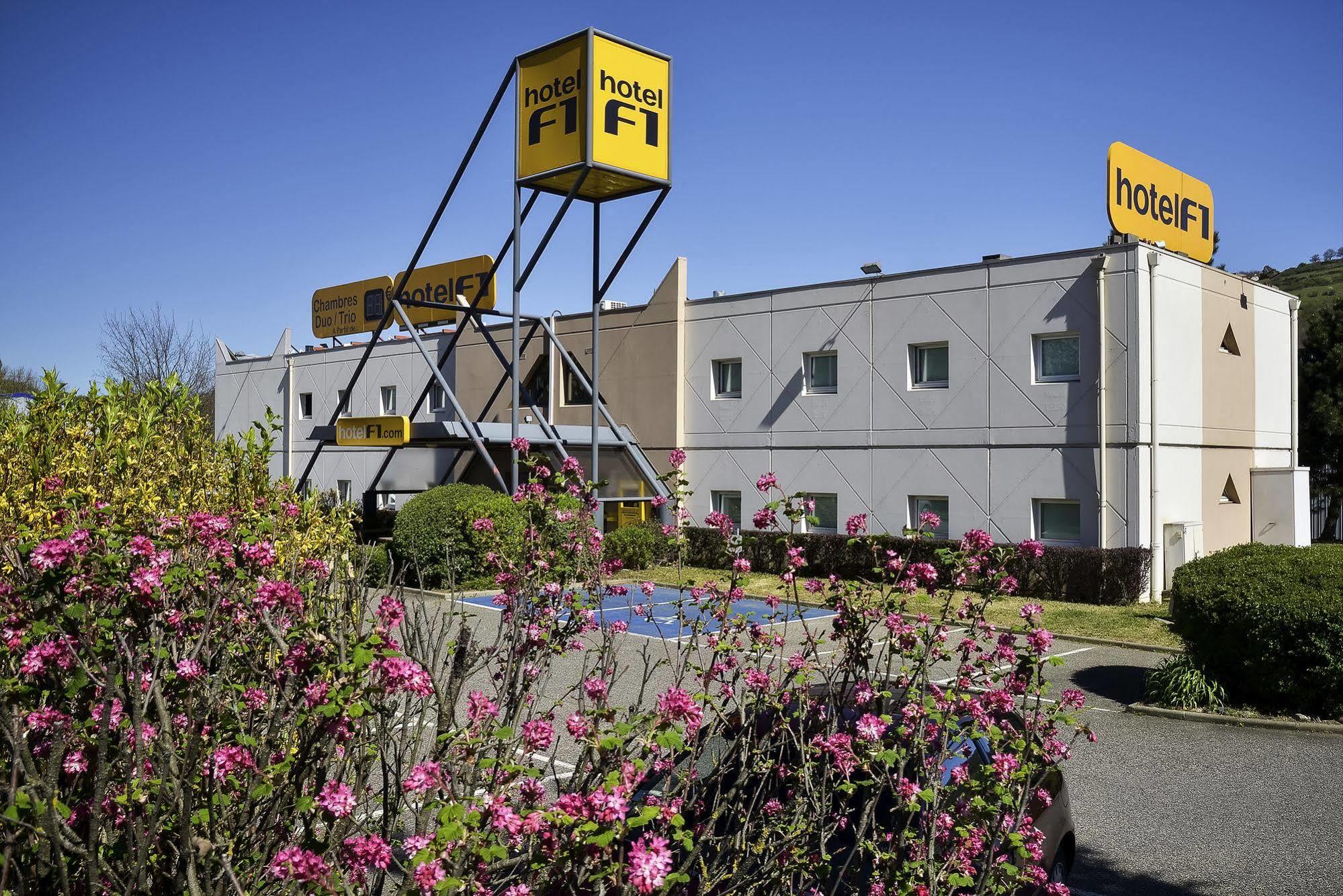 Hotelf1 Saint Etienne La Grand Croix LʼHorme Exterior foto